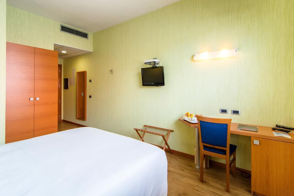 Hotel Concorde Camerano Dış mekan fotoğraf