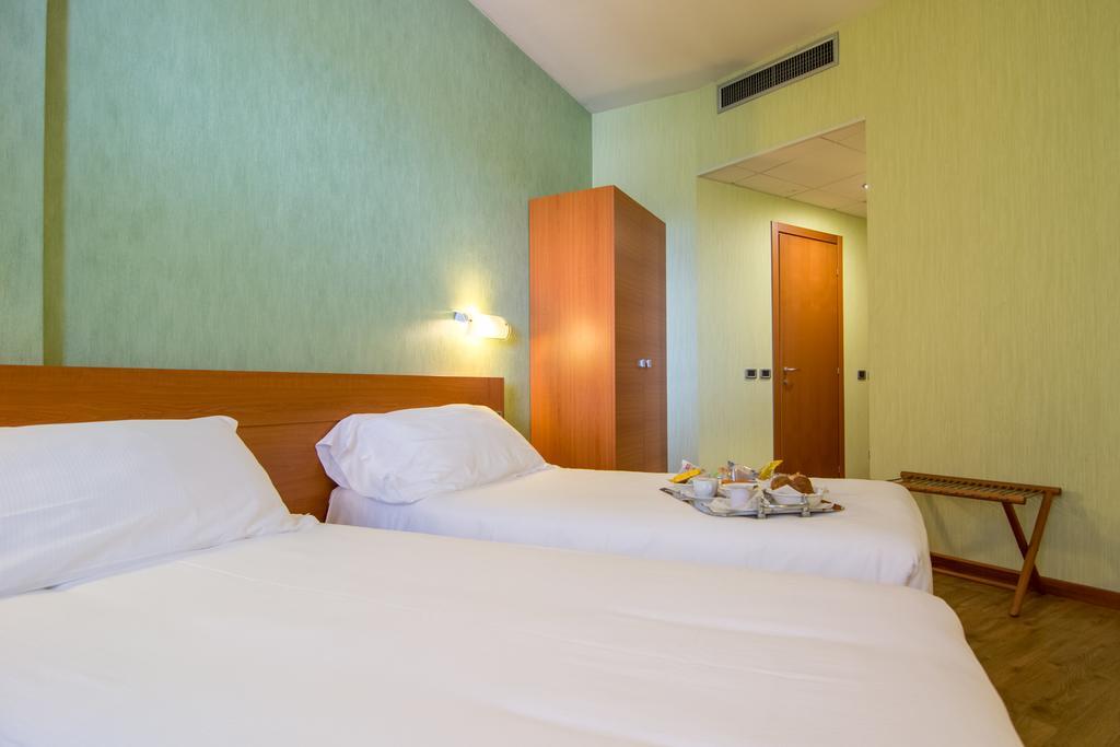 Hotel Concorde Camerano Dış mekan fotoğraf